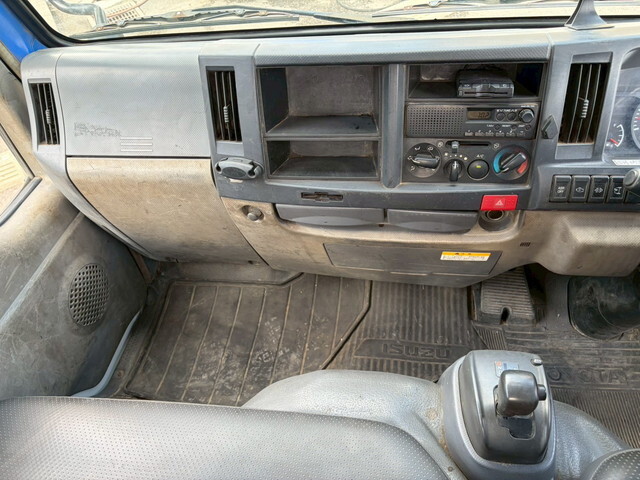 いすゞエルフダンプ小型（2t・3t）[写真34]