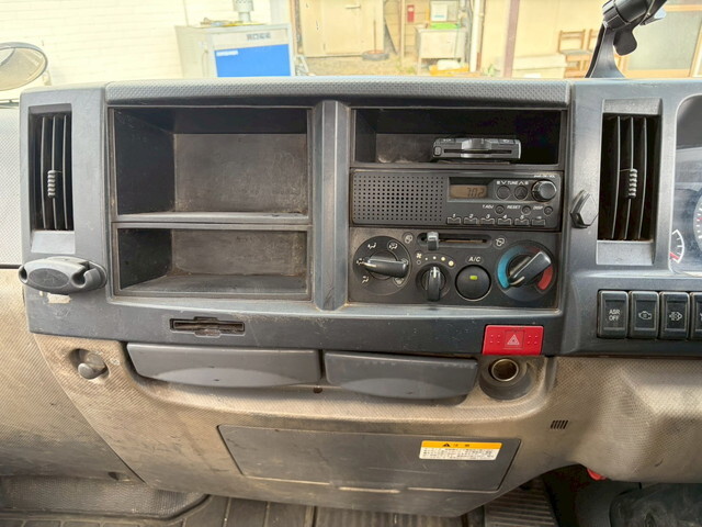 いすゞエルフダンプ小型（2t・3t）[写真35]