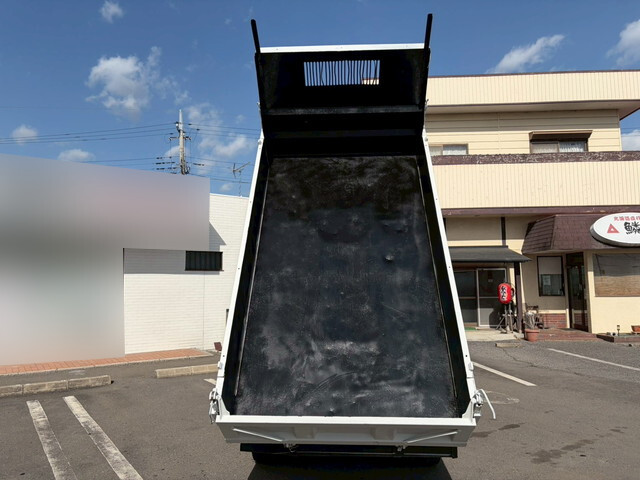 いすゞエルフダンプ小型（2t・3t）[写真09]