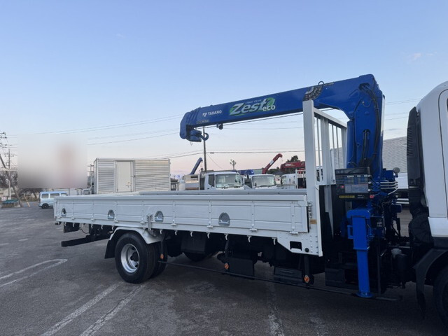 いすゞフォワードクレーン4段中型（4t）[写真05]