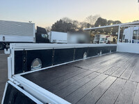 いすゞフォワードクレーン4段中型（4t）[写真10]