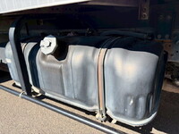 いすゞエルフアルミバン小型（2t・3t）[写真20]