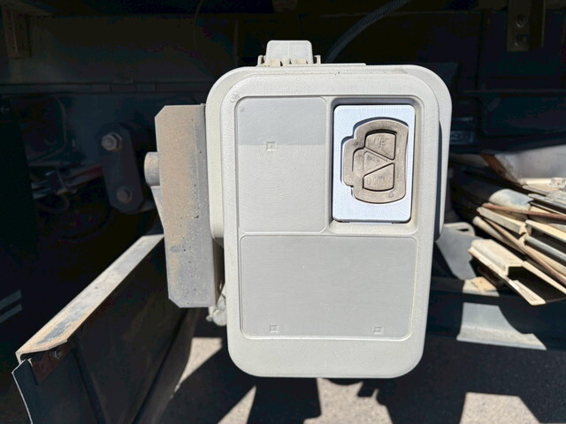 いすゞエルフアルミバン小型（2t・3t）[写真20]