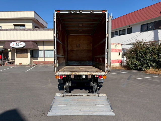 いすゞエルフアルミバン小型（2t・3t）[写真28]