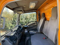 いすゞエルフアルミバン小型（2t・3t）[写真32]