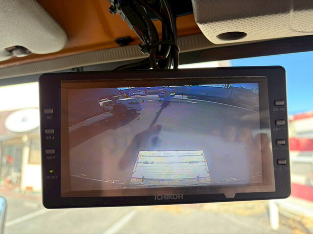 いすゞエルフアルミバン小型（2t・3t）[写真35]