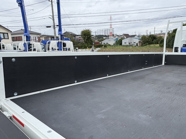 三菱ふそうキャンタークレーン4段小型（2t・3t）[写真10]