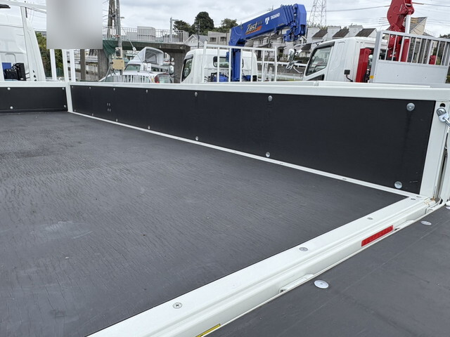 三菱ふそうキャンタークレーン4段小型（2t・3t）[写真11]