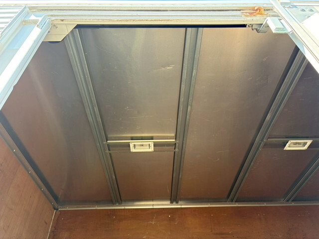 いすゞエルフアルミバン小型（2t・3t）[写真17]