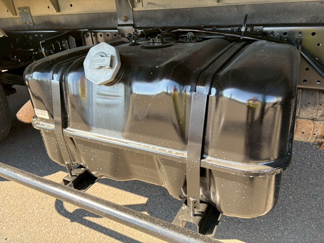 いすゞエルフアルミバン小型（2t・3t）[写真27]