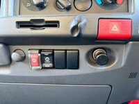 いすゞエルフアルミバン小型（2t・3t）[写真37]