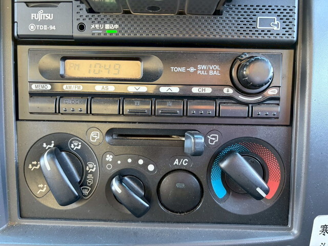 いすゞエルフアルミバン小型（2t・3t）[写真37]