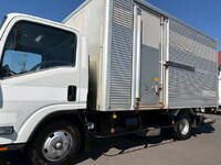 いすゞエルフアルミバン小型（2t・3t）[写真04]