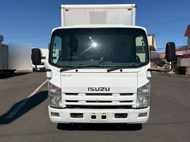 いすゞエルフアルミバン小型（2t・3t）[写真05]