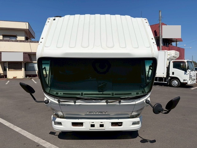 いすゞエルフアルミバン小型（2t・3t）[写真09]