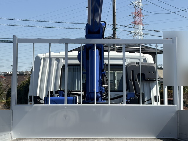 三菱ふそうファイタークレーン4段増トン（6t・8t）[写真13]