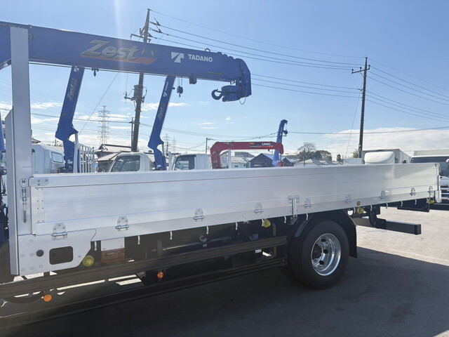 三菱ふそうファイタークレーン4段増トン（6t・8t）[写真07]