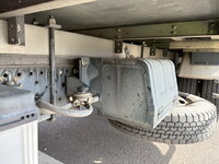 いすゞエルフ冷凍車（冷蔵車）小型（2t・3t）[写真23]