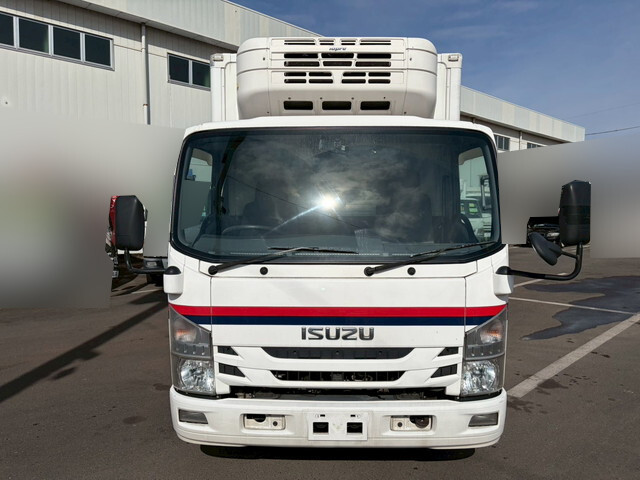 いすゞエルフ冷凍車（冷蔵車）小型（2t・3t）[写真04]