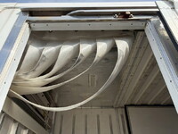 いすゞエルフ冷凍車（冷蔵車）小型（2t・3t）[写真09]