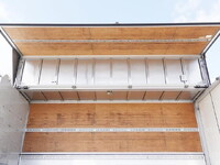 UDトラックスコンドルアルミウイング中型（4t）[写真14]