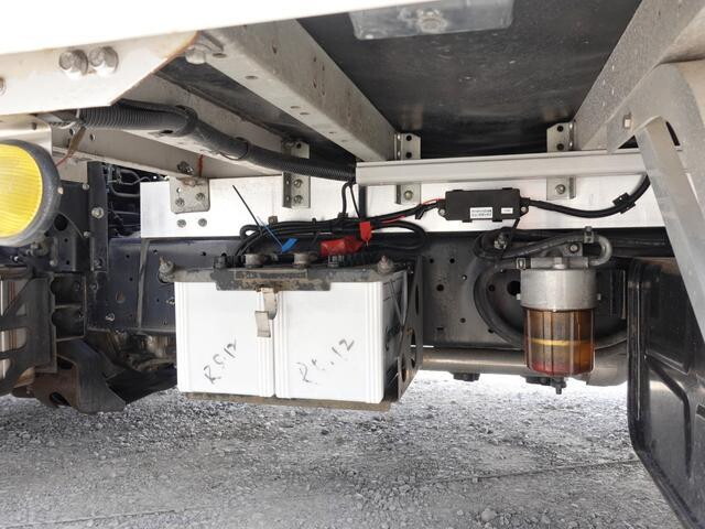 UDトラックスコンドルアルミウイング中型（4t）[写真22]