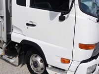 UDトラックスコンドルアルミウイング中型（4t）[写真06]