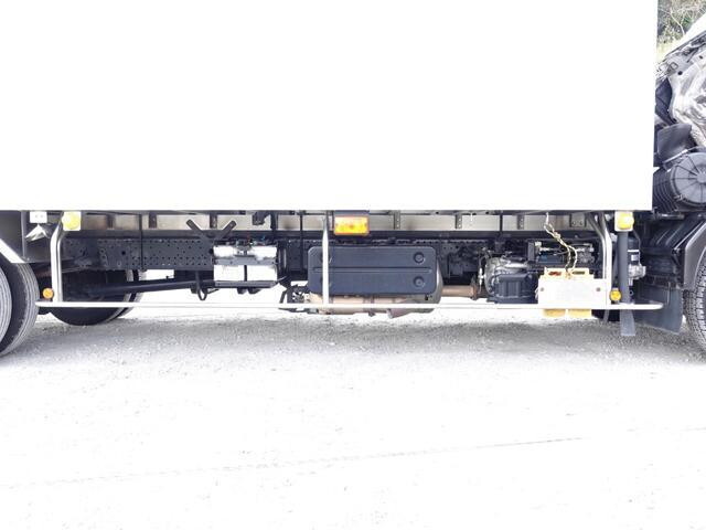 いすゞフォワード冷凍車（冷蔵車）中型（4t）[写真18]