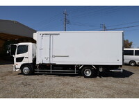 日野レンジャー冷凍車（冷蔵車）中型（4t）[写真12]