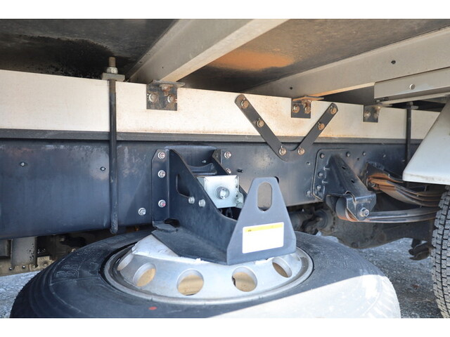 日野レンジャー冷凍車（冷蔵車）中型（4t）[写真23]