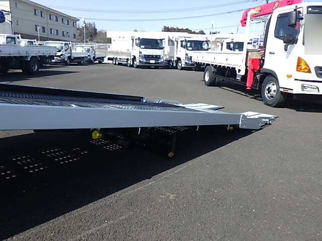 UDトラックスコンドルセーフティローダー中型（4t）[写真19]