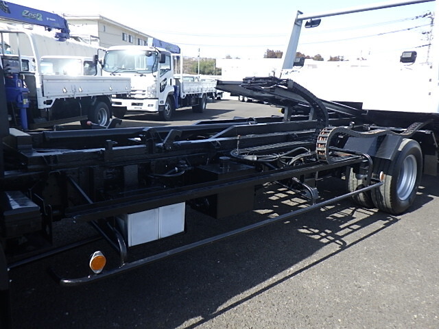 UDトラックスコンドルセーフティローダー中型（4t）[写真22]