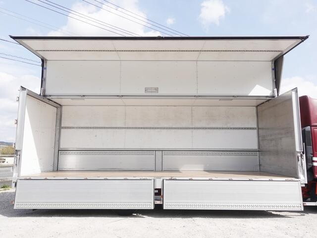 日野レンジャーアルミウイング中型（4t）[写真10]