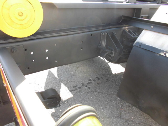 UDトラックスコンドルコンテナ専用車増トン（6t・8t）[写真15]