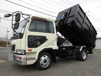 UDトラックスコンドルコンテナ専用車増トン（6t・8t）[写真01]