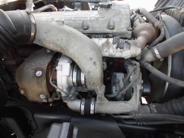 UDトラックスコンドルコンテナ専用車増トン（6t・8t）[写真26]