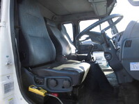 UDトラックスコンドルコンテナ専用車増トン（6t・8t）[写真35]