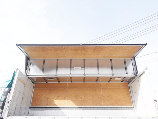 三菱ふそうファイターアルミウイング増トン（6t・8t）[写真10]