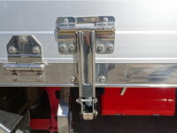 いすゞフォワードアルミブロック中型（4t）[写真15]