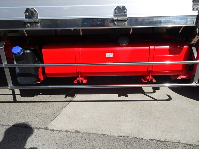 いすゞフォワードアルミブロック中型（4t）[写真19]