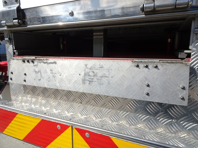 いすゞフォワードアルミブロック中型（4t）[写真24]