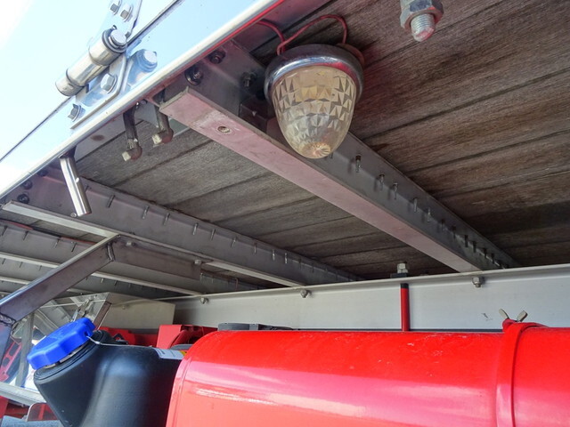 いすゞフォワードアルミブロック中型（4t）[写真26]