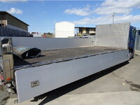 いすゞフォワードアルミブロック中型（4t）[写真10]