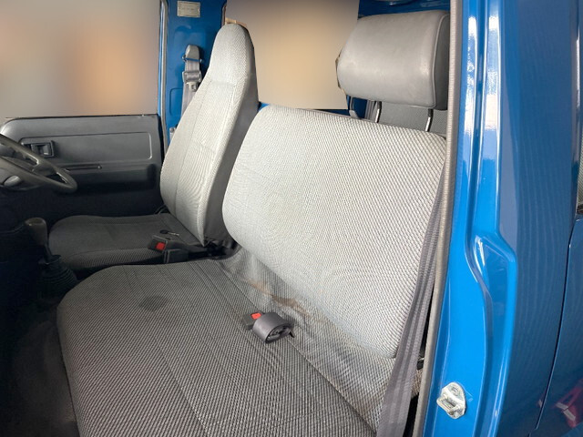 トヨタトヨエースダブルキャブ（Wキャブ）小型（2t・3t）[写真21]