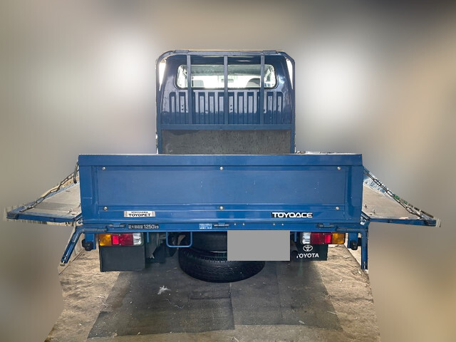 トヨタトヨエースダブルキャブ（Wキャブ）小型（2t・3t）[写真07]