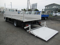 いすゞエルフ平ボディ小型（2t・3t）[写真11]