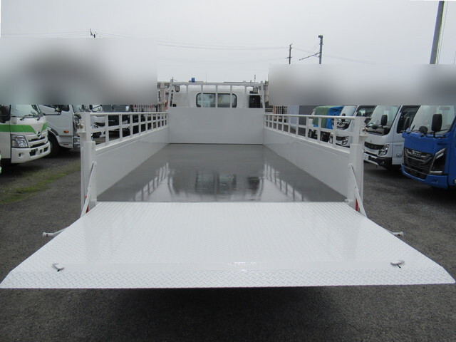 いすゞエルフ平ボディ小型（2t・3t）[写真13]
