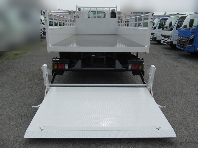 いすゞエルフ平ボディ小型（2t・3t）[写真14]