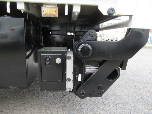 いすゞエルフ平ボディ小型（2t・3t）[写真19]