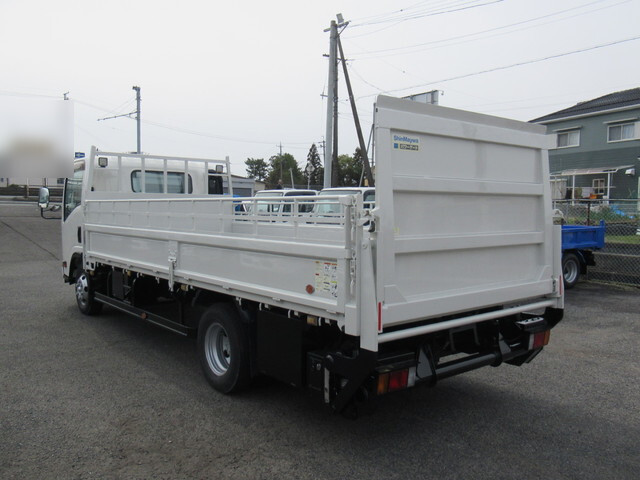 いすゞエルフ平ボディ小型（2t・3t）[写真02]